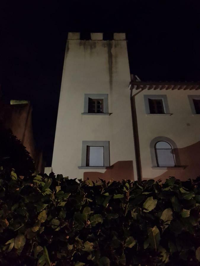 Historical Palace In The Heart Of Tuscany Apartment Lastra a Signa Bagian luar foto