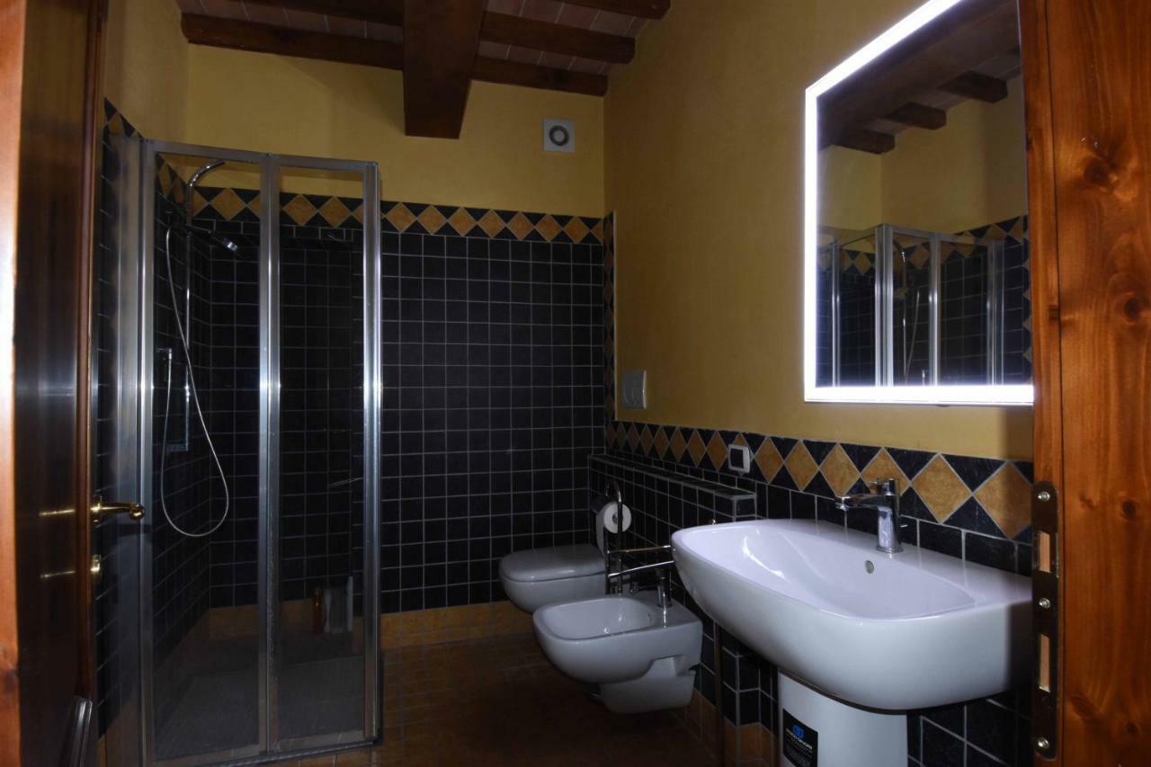 Historical Palace In The Heart Of Tuscany Apartment Lastra a Signa Bagian luar foto