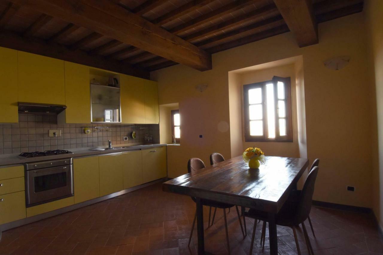 Historical Palace In The Heart Of Tuscany Apartment Lastra a Signa Bagian luar foto